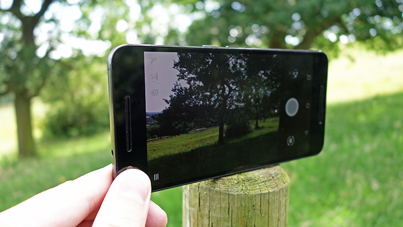 Illustration for article titled 8 Tricks to Take Better Photos With Your Phone